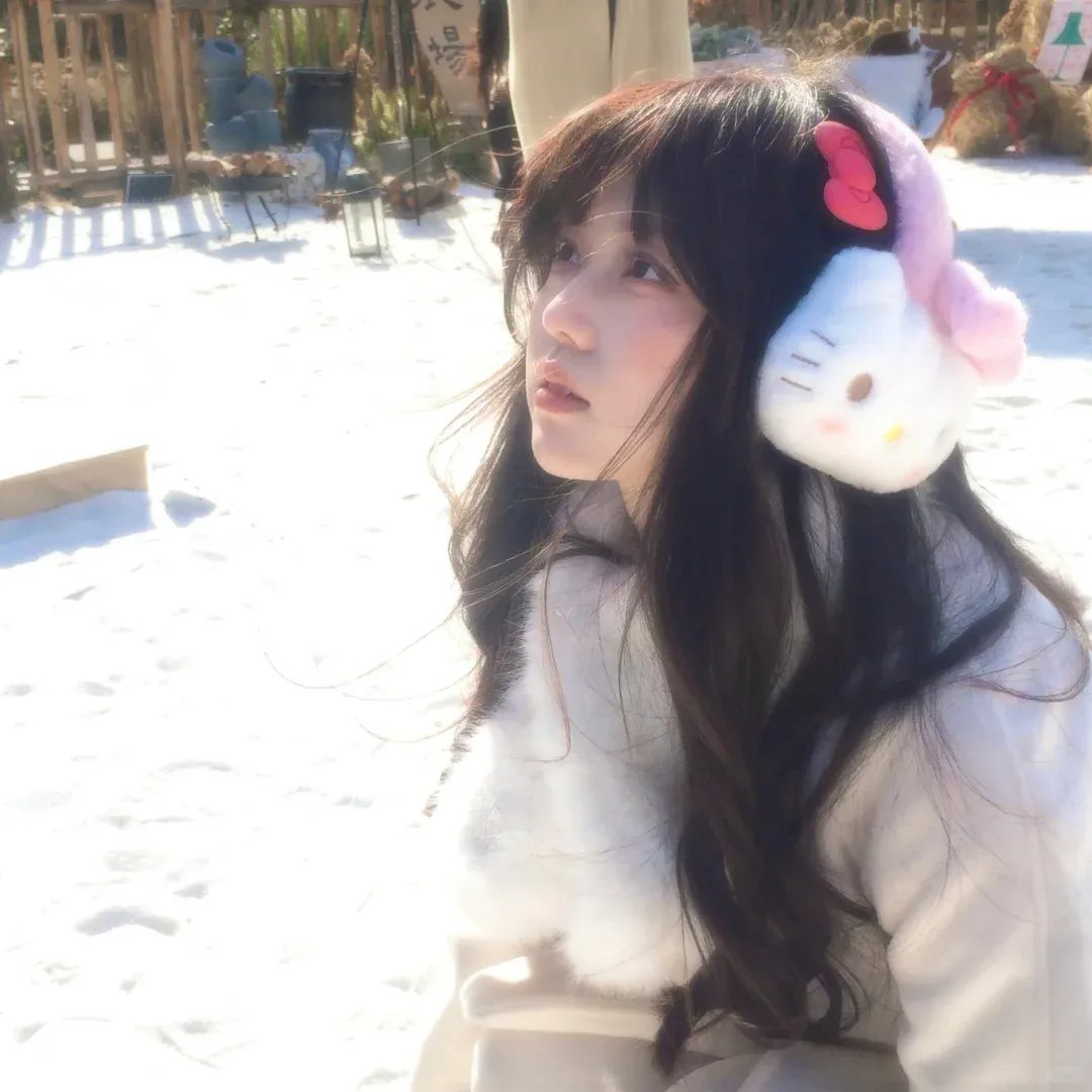 画里真真